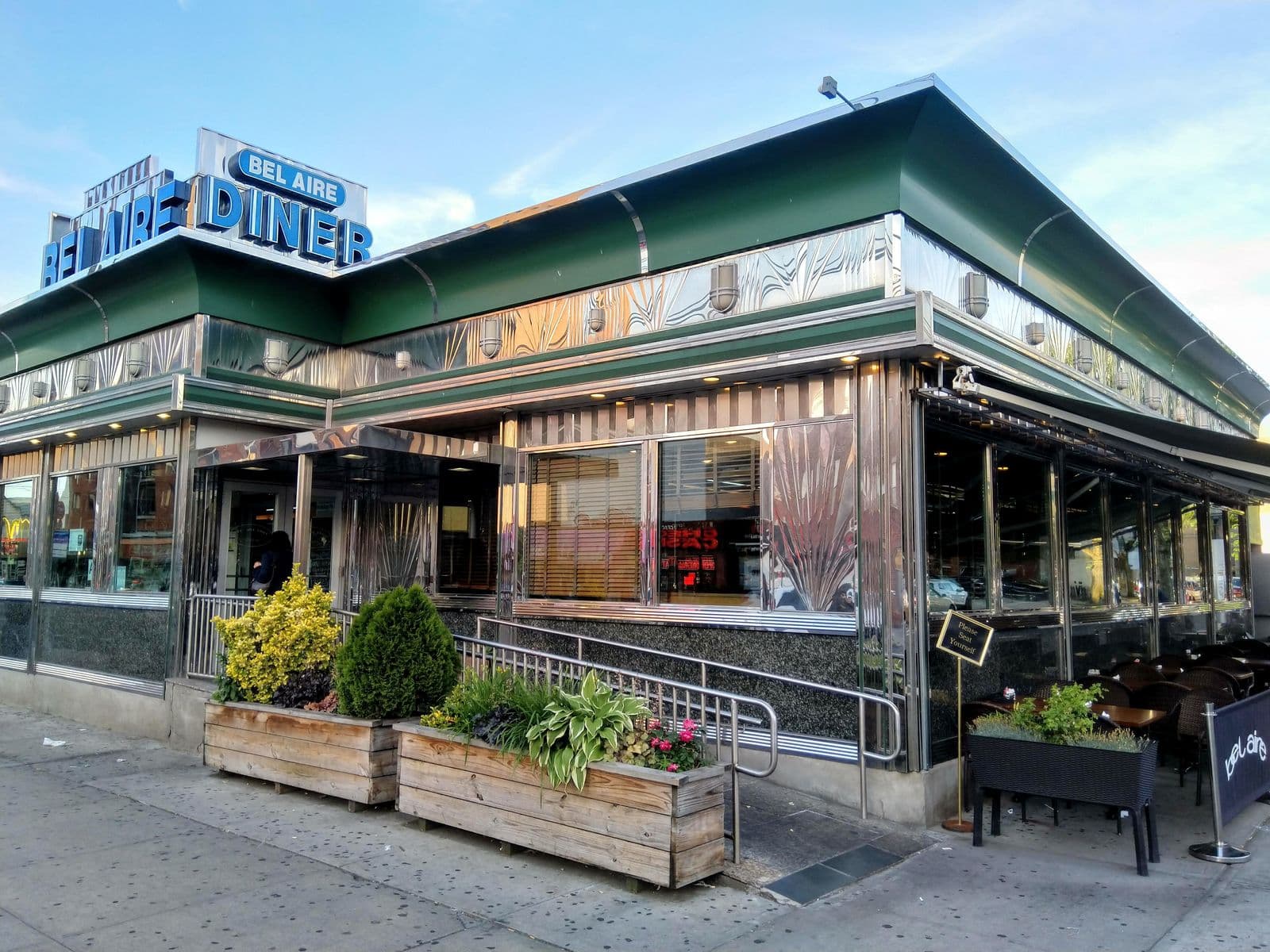 Bel Aire Diner