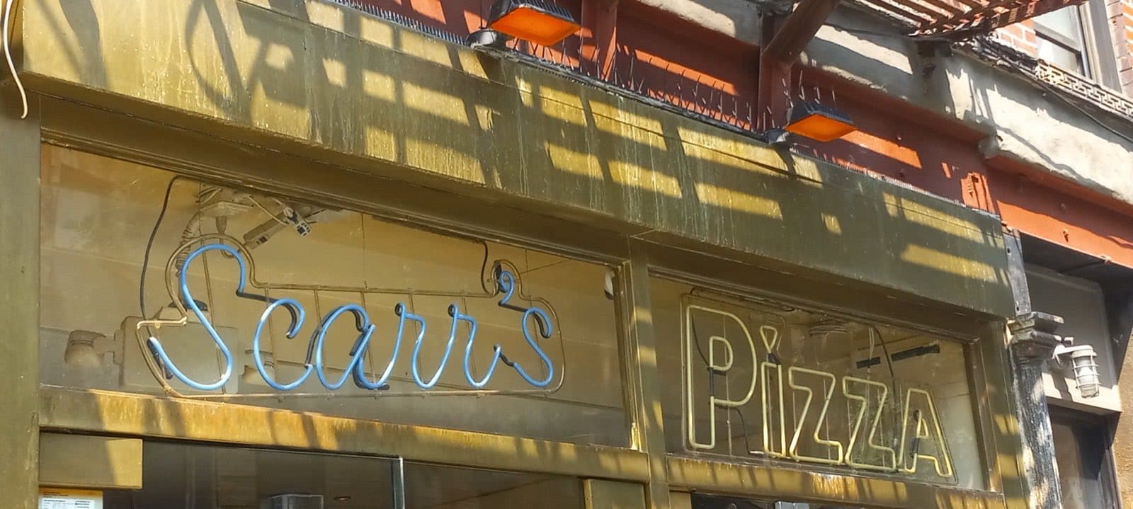 Scarr's Pizza